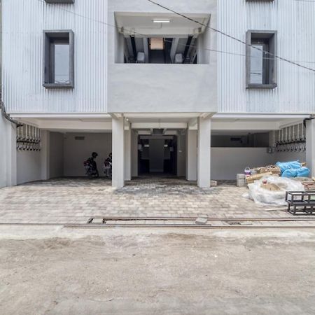 Reddoorz Syariah Near Galeria Mall Джокьякарта Экстерьер фото