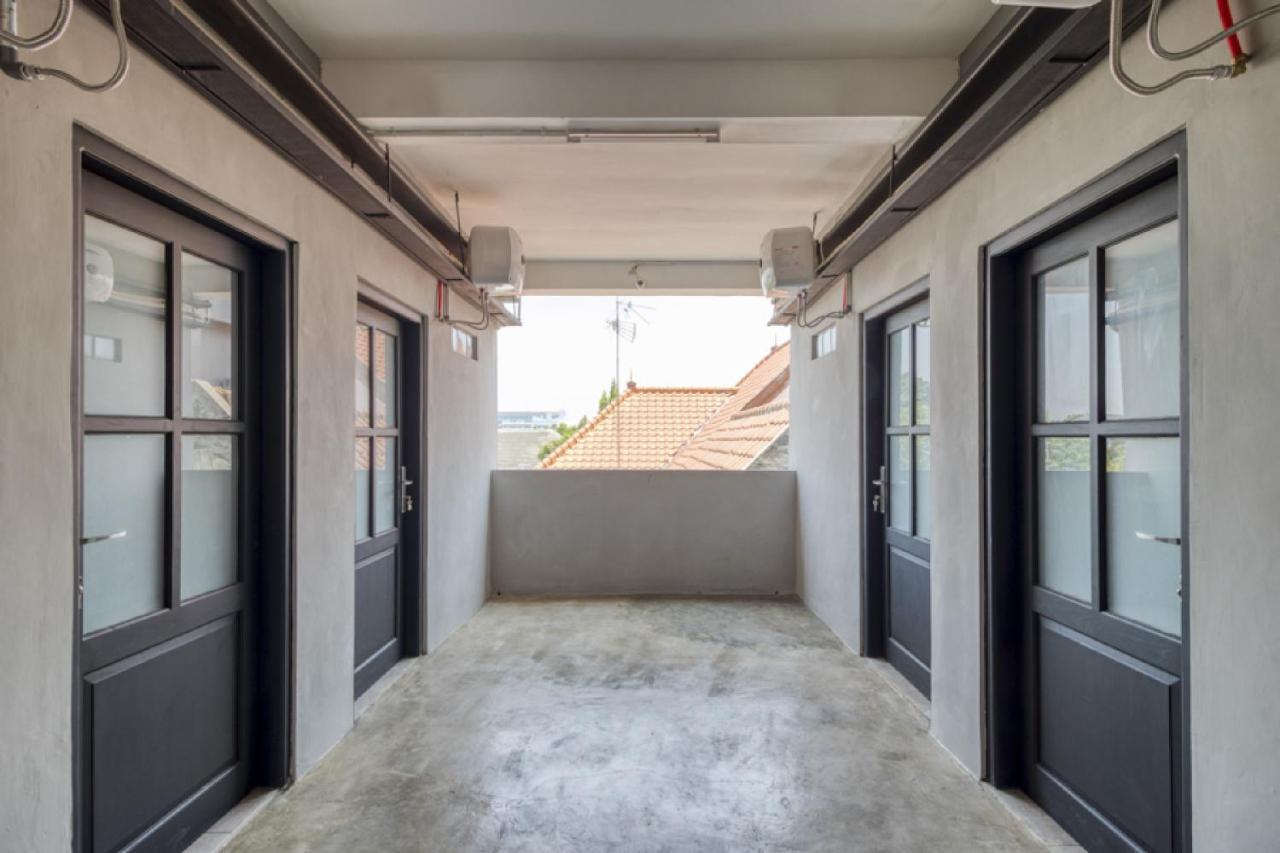 Reddoorz Syariah Near Galeria Mall Джокьякарта Экстерьер фото